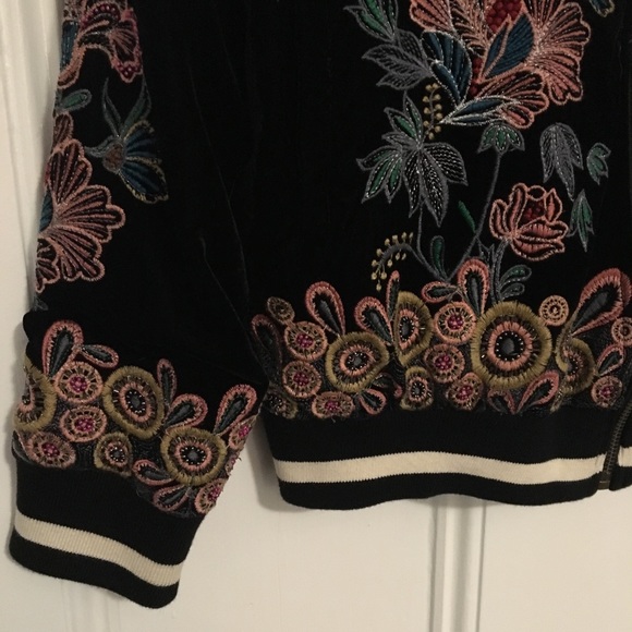Vintage Embellished Velour Jacket - Picture 4 of 7